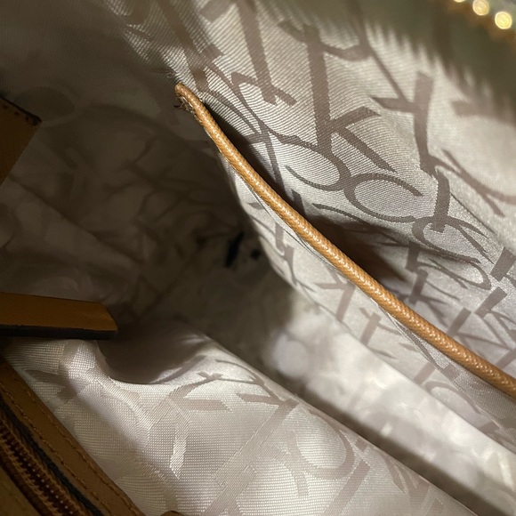 Calvin Klein purse - Picture 3 of 4